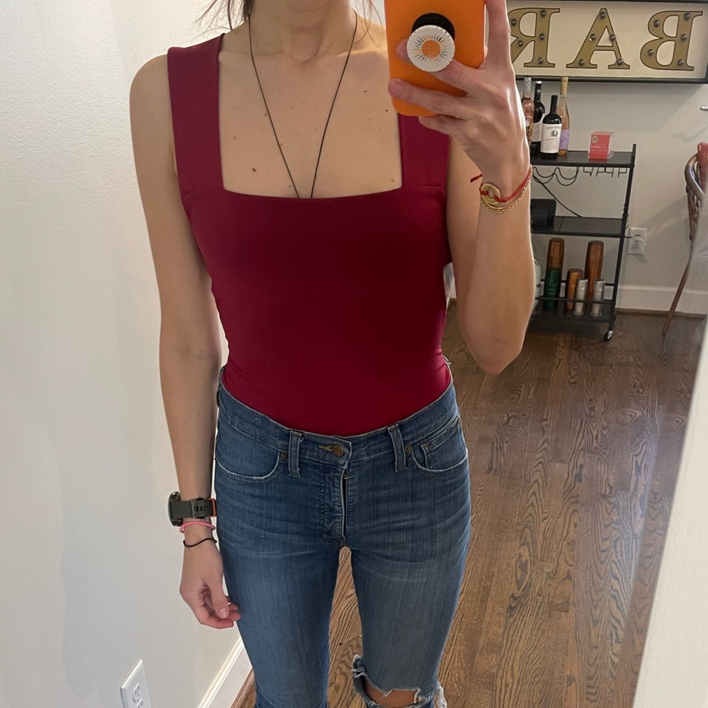 ⭐️ moving sale! ⭐️ oh she’s strappy free people bodysuit